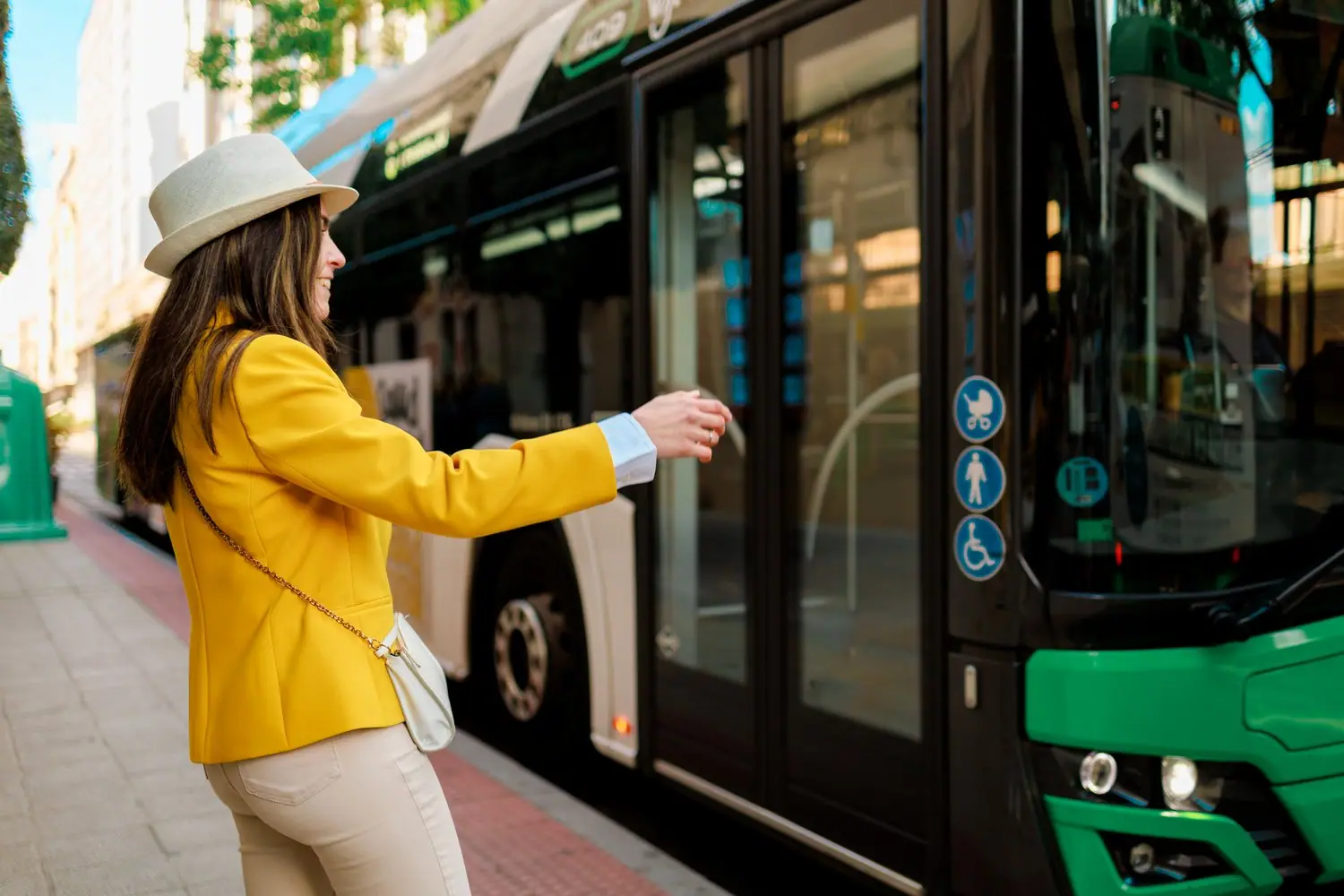 Autobusy na wodór - ekologiczna rewolucja w transporcie