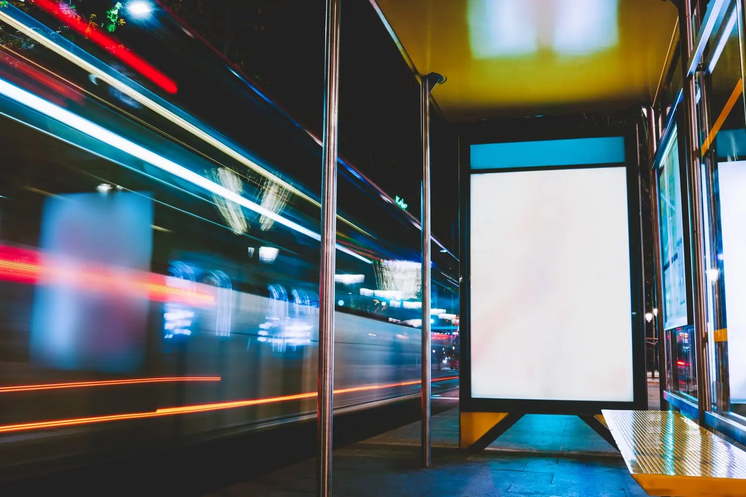 Inteligentne przystanki - system informacji pasażerskiej