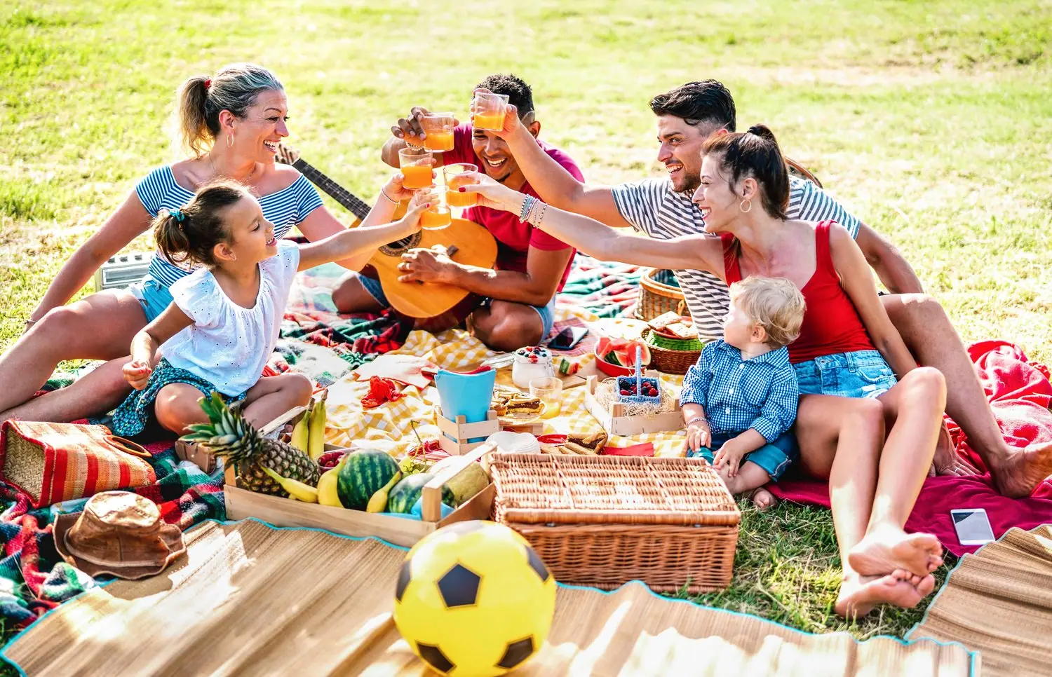 Jak zorganizować rodzinny piknik? Praktyczny przewodnik