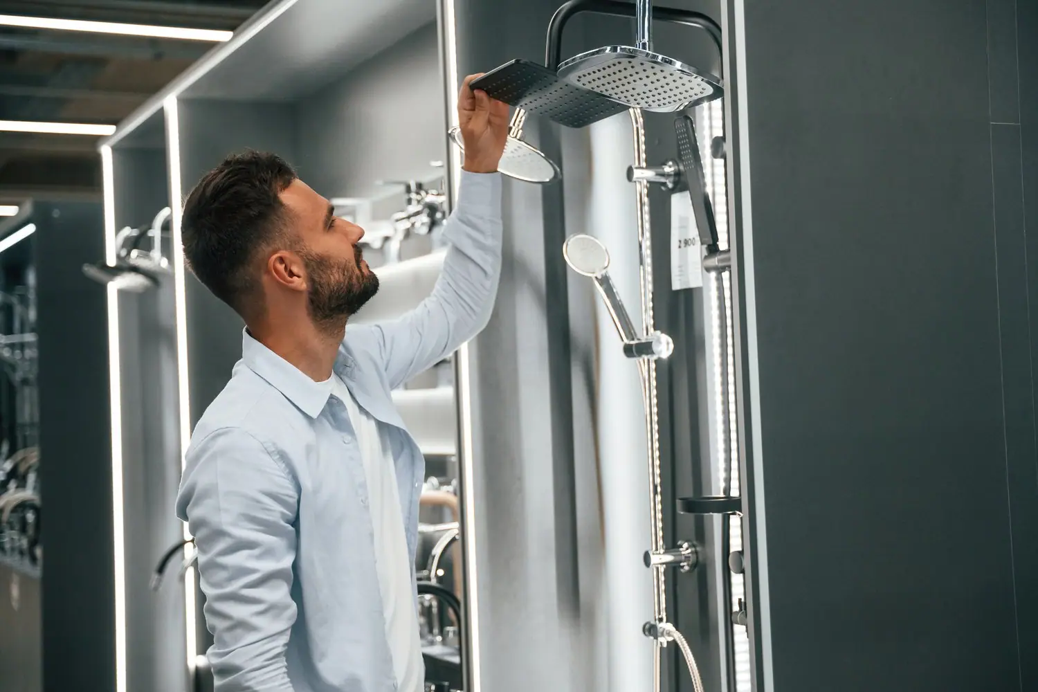 Jak zamontować panel prysznicowy bez ingerencji w instalację wodną?